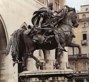 Il Monumento Equestre rappresentante Alessandro Farnese