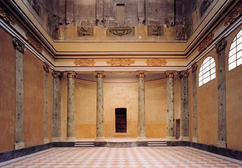 L'interno della Sinagoga a Reggio Emilia